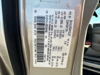 2005 chrysler town-&-country touring with 175445 miles for sale near elk-river, minnesota d6e0abe7f4fd49159535a510d0d99596.jpeg