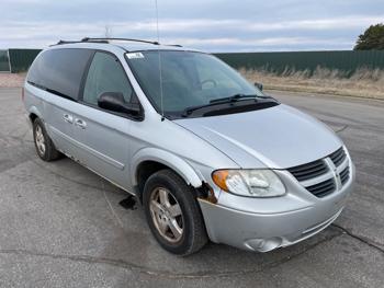 2005 dodge grand-caravan sxt with 72799 miles for sale near elk-river, minnesota d6e59cb3b2da42ed88b33bebac7c0ee5.jpeg