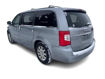 2013 chrysler town-&-country touring with 131164 miles for sale near fridley, minnesota d71e97ee7bb047f19f4b55758a322b35.jpg