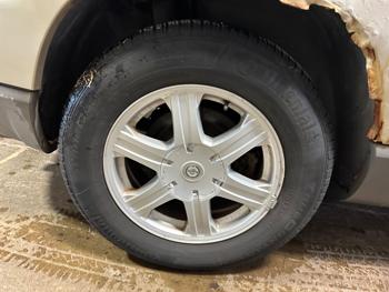 2005 chrysler pacifica awd with 163217 miles for sale near elk-river, minnesota d79a4589bea446819ae1ce3d9a7f72db.jpeg