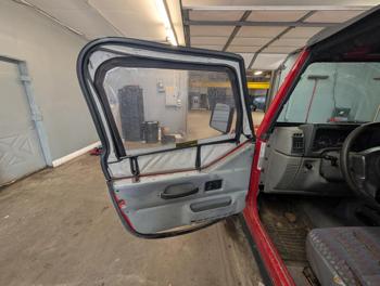 1998 jeep wrangler se with 165405 miles for sale near elk-river, minnesota d810a494a71d459488d1b85885de8a1e.jpg