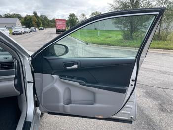 2012 toyota camry se with 161622 miles for sale near elk-river, minnesota d8932e7a1861414aada5348fa2508dca.jpeg