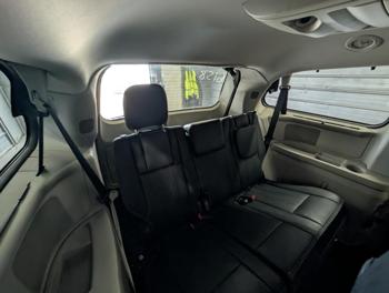 2015 chrysler town-&-country touring with 221411 miles for sale near elk-river, minnesota d8eaf7b3f84b43eba2704ca9b9a87c44.jpg