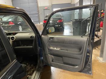 2005 toyota scion-xb with 282499 miles for sale near elk-river, minnesota d9562dd754c24c57ba50de35c790383c.jpg