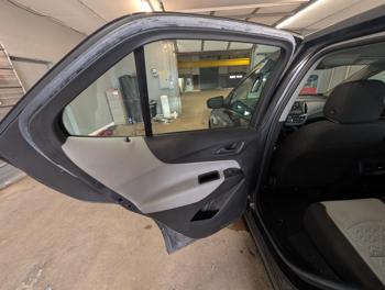 2022 chevrolet equinox ls-2wd with 170627 miles for sale near elk-river, minnesota d9777ff26fc845359ba68df69375030c.jpg