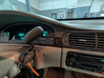 1999 cadillac deville delegance with 107372 miles for sale near elk-river, minnesota d984b68ebf9645efab2768e8a85a7e73.jpg