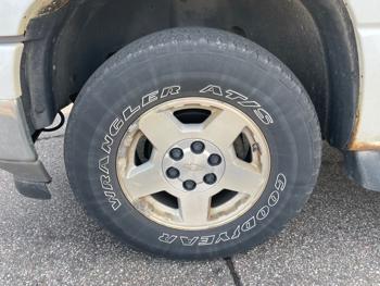 2006 chevrolet suburban 1500-4wd with 216944 miles for sale near elk-river, minnesota da294c6dcd2c416ea150b1216df0e6a0.jpeg
