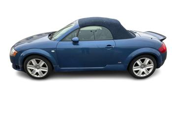 2004 audi tt roadster-quattro-(250-hp) with 126058 miles for sale near burnsville, minnesota da52dd8341364daa9b38e2edbb6ba1ab.jpg