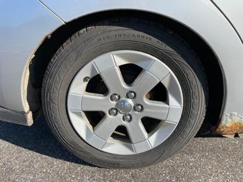 2007 toyota prius 4-door-liftback with 182489 miles for sale near elk-river, minnesota dbe73f1975a146d88887b81949556bfb.jpeg