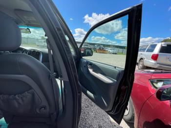 2006 chrysler town-&-country touring with 209387 miles for sale near elk-river, minnesota dc3c61fe750a418c97d576d71ae36d50.jpeg