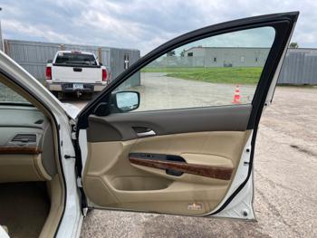 2008 honda accord ex-l-v-6-sedan-at with 291480 miles for sale near elk-river, minnesota dce59f454b2d46d79be23aa62c155106.jpeg