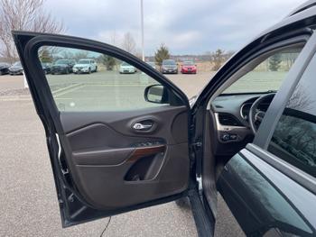 2014 jeep cherokee trailhawk-4wd with 131135 miles for sale near coon-rapids, minnesota dd5a558c0a5046c78874786cba11d8d4.jpeg