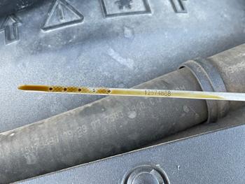 2004 chevrolet silverado-1500 ext.-cab-short-bed-4wd with 180428 miles for sale near elk-river, minnesota ddfebc7be7d6471e92982bb1374ce36a.jpeg