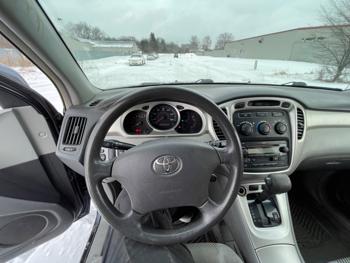 2007 toyota highlander v6-2wd with 217086 miles for sale near elk-river, minnesota de0b730ac871496bb2221be2be7180db.jpeg