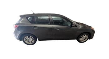 2012 mazda mazda3 i-touring-5-door with 292825 miles for sale near elk-river, minnesota ded1cb823720479ea83a419ef6fdbff1.jpg