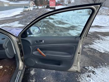 2004 volkswagen passat gls with 175048 miles for sale near elk-river, minnesota df3be674e499498488c22778bc087145.jpeg