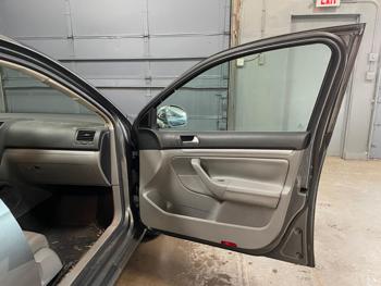 2007 volkswagen jetta with 201261 miles for sale near elk-river, minnesota e070b10d243e44b6a96e59d46f254df4.jpg