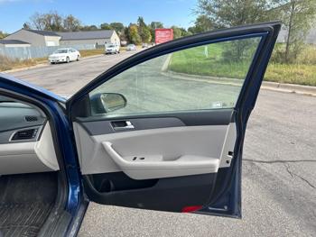 2016 hyundai sonata se with 120648 miles for sale near elk-river, minnesota e098264805e24f629b6289b718f29666.jpg