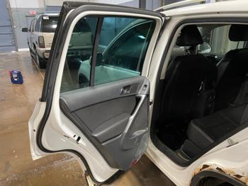 2009 volkswagen tiguan with 204155 miles for sale near elk-river, minnesota e09be0080b9140339fb8ddbb07e482d9.jpg
