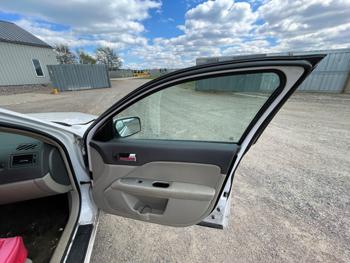 2011 ford fusion i4-sel with 211509 miles for sale near elk-river, minnesota e0fa30894a784e5db7d96ca82220a638.jpeg