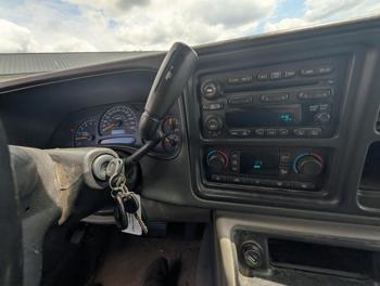 2005 gmc yukon-xl 1500-4wd with 171211 miles for sale near elk-river, minnesota e132756ca7be454abb0791af7cc1816e.jpg