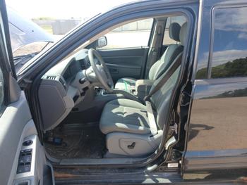 2006 jeep grand-cherokee laredo-4wd with 216289 miles for sale near elk-river, minnesota e141d9eaf5d14fb188d24f19c4633eaa.jpg