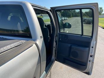 2004 chevrolet s-10 crew-cab-4wd-ls with 188749 miles for sale near elk-river, minnesota e15215199dfe46eab91ab2a77efa7d67.jpeg
