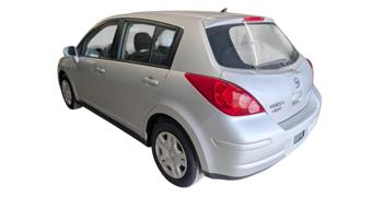 2011 nissan versa 1.8-sl-hatchback with 202864 miles for sale near elk-river, minnesota e1650200208241d19513b3d742e77334.jpg
