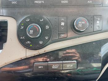 2011 toyota sienna le-8-pass-v6 with 190349 miles for sale near elk-river, minnesota e2803d518a514019bb8ac909ddfcca35.jpeg