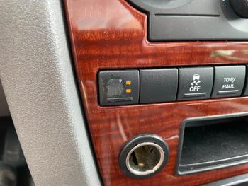 2005 jeep grand-cherokee limited-4wd with 239369 miles for sale near elk-river, minnesota e2bc867ef5154442b56713614dec5e9d.jpeg