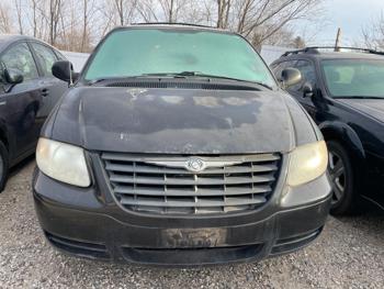 2006 chrysler town-and-country base-lx with 227559 miles for sale near elk-river, minnesota e3257d7bc5ad4b6e9112d6b165af8ead.jpg