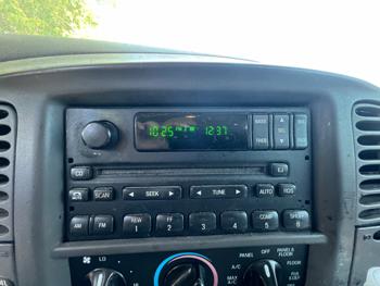 2002 ford f-150 xlt-supercrew-short-bed-4wd with 282822 miles for sale near savage, minnesota e384fc34a7034a76b1a93fa2388037dd.jpeg