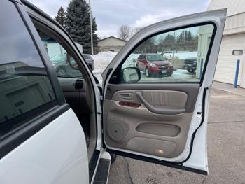 2006 toyota sequoia limited-4wd with 233941 miles for sale near elk-river, minnesota e41fe6b2a1284dc98a3ce4c7ffbc4bd1.jpeg