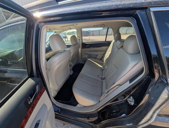 2010 subaru outback 3.6r-limited with 209415 miles for sale near elk-river, minnesota e4eea502462b44eca5ec83df960866e3.jpg