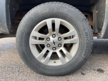 2014 chevrolet silverado-1500 1lt-crew-cab-4wd with 172990 miles for sale near north-branch, minnesota e548e2865fde486c81df6ddf7ebf3f8d.jpeg