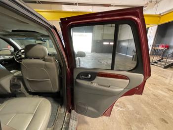 2006 gmc envoy denali-4wd with 264098 miles for sale near elk-river, minnesota e5cbaeb3648146e188b612ae05b1ccda.jpeg
