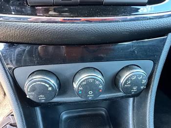 2013 chrysler 200 touring with 151493 miles for sale near elk-river, minnesota e6657dab006142f29425e09aa1f00d2f.jpeg