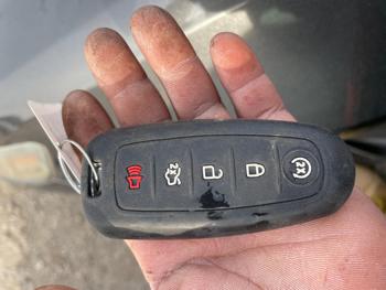 2015 ford taurus sel with 126001 miles for sale near elk-river, minnesota e66ab906cd1d4c298bb6a183902caea3.jpg