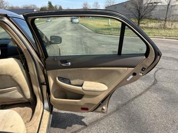 2005 honda accord dx-sedan-at with 201856 miles for sale near elk-river, minnesota e6c1d0a529ed415eb767dcffcec41461.jpeg