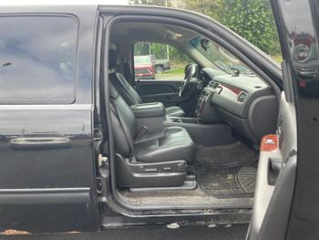 2010 chevrolet avalanche lt-4wd with 181401 miles for sale near white-bear-lake, minnesota e7ab148a8f9b4e69b12eb28a19557823.jpeg