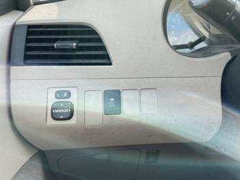 2011 toyota sienna le-8-pass-v6 with 190349 miles for sale near elk-river, minnesota e7b93779435e4ace9e08e19580269418.jpeg