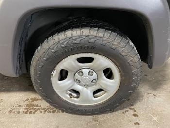 2004 jeep liberty sport-4wd with 104085 miles for sale near elk-river, minnesota e7f82eb7282448829bd404246f116aee.jpeg