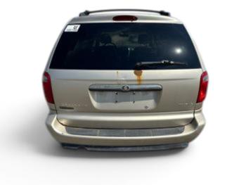 2005 chrysler town-&-country touring with 175445 miles for sale near elk-river, minnesota e871e541656045bfab2ca0e75bb0ee8d.jpg