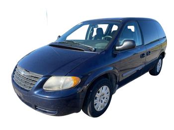 2006 chrysler town-&-country base with 220078 miles for sale near elk-river, minnesota e886664a760b41bfac60334b853f6b67.jpg