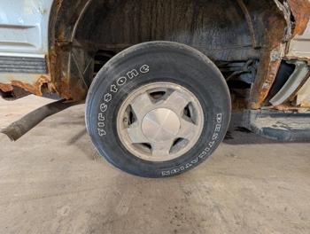 1999 chevrolet suburban k1500-4wd with 225203 miles for sale near elk-river, minnesota e8f6bfde65de4bc9a125c7c07527663e.jpg