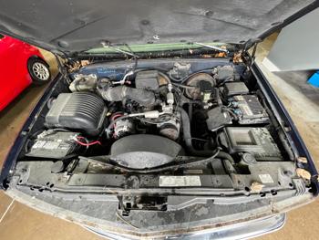 1997 chevrolet suburban with 191626 miles for sale near elk-river, minnesota e9e2c210896e43f88a773b6fa4105b7a.jpg