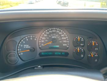 2004 chevrolet suburban 1500-4wd with 85701 miles for sale near elk-river, minnesota eaa849f89b524589a91e533497212347.jpeg