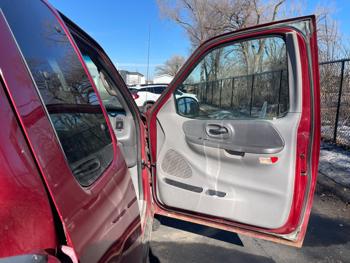 2000 ford f-150 xl with 198114 miles for sale near white-bear-lake, minnesota ec6f006aee1f405bb4fe26587a6d837b.jpeg