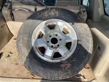 2004 gmc yukon slt with 233066 miles for sale near fridley, minnesota ed0f8df819814d3e9888573825e9b168.jpeg