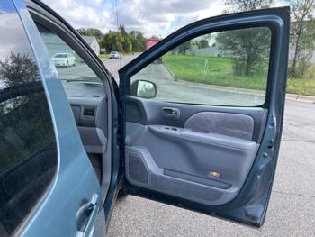 2002 toyota sienna le with 234839 miles for sale near elk-river, minnesota ed3c1955153e4082bef14c7f6333a25f.jpeg